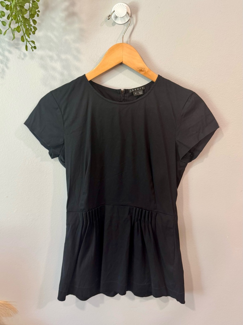 Theory Black Short Sleeve Peplum Top Size P